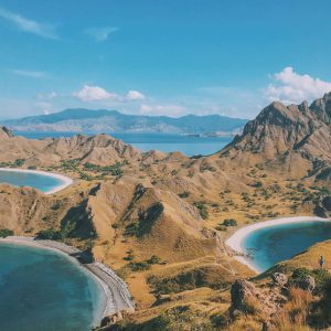 padar-island-labuan-bajo-indonesia-2021-08-29-00-54-03-utc.jpg